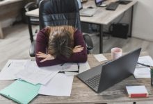 Saúde mental no trabalho: por que empresas ainda ignoram a NR-1 e quais os riscos dessa negligência