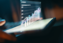 Nubank supera US$ 1 bilhão de lucro: o que o resultado revela sobre o futuro dos negócios digitais no Brasil